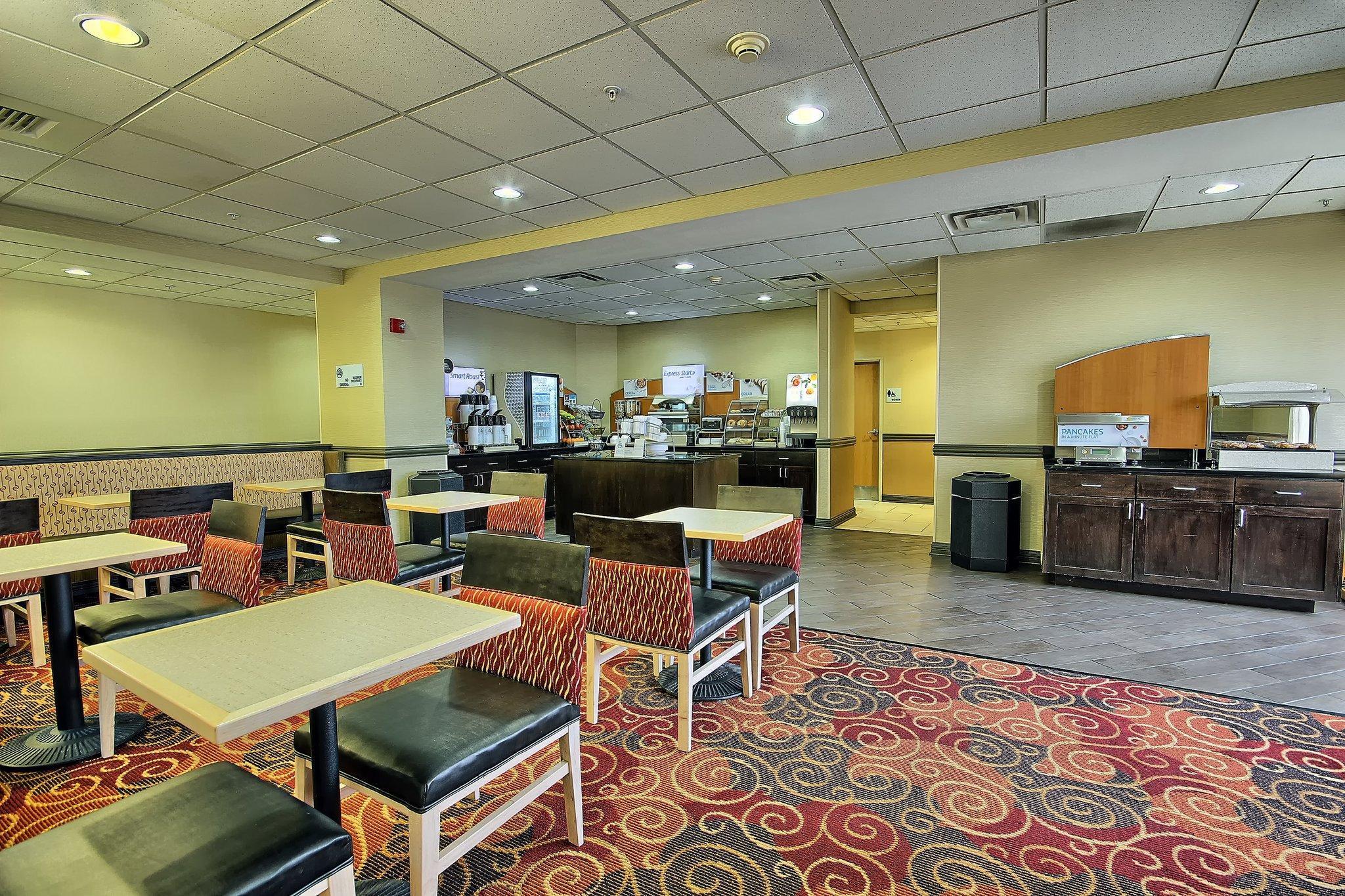 Holiday Inn Express Hotel & Suites Grove City By Ihg Exterior photo